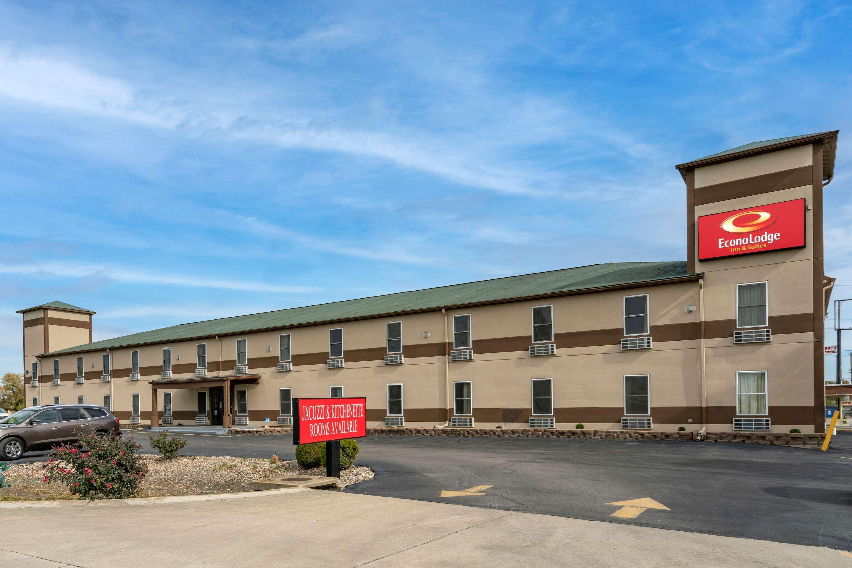 Econo Lodge Inn & Suites Granite City Exteriör bild